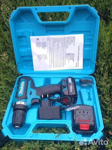 Шуруповерт Makita