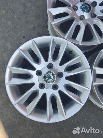 Диски бу литые R15 Y на Skoda