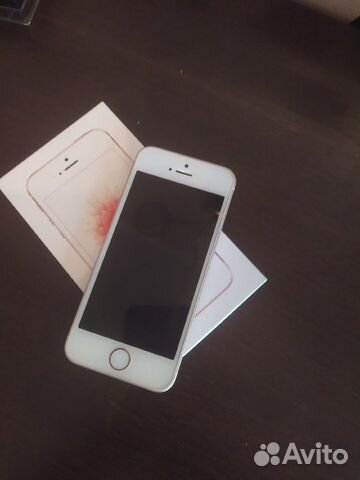 Телефон iPhone se 32 GB Телефон iPhone se 32 GB