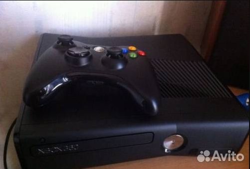 Xbox 360 Slim 250 Gb, беспp. джойстик + 54 игры