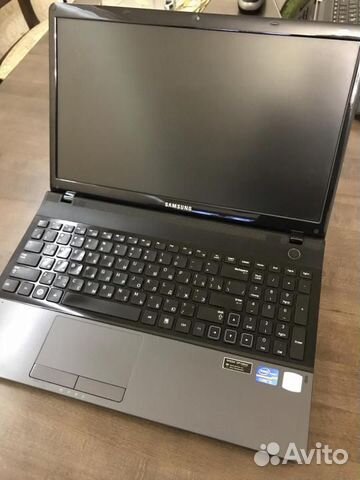 Ноутбук Samsung NP300E5A на i3 Ноутбук Samsung NP300E5A на i3