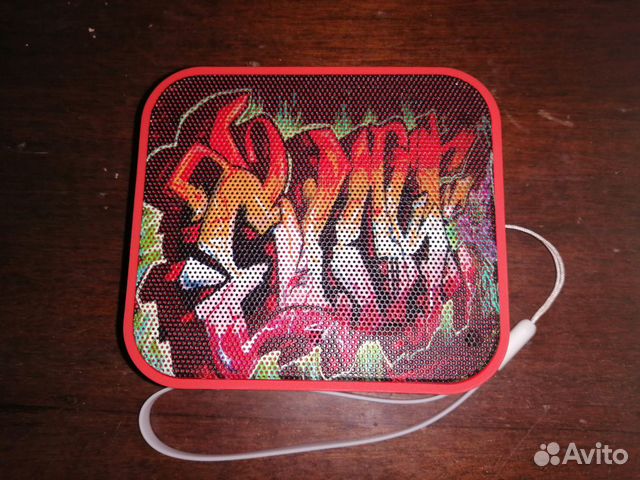 Блютуз колонка