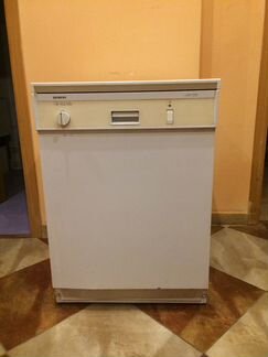 Посудомоечная машинка Siemens Lady 233