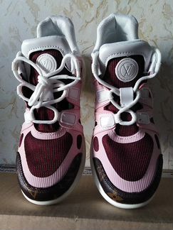 Новые кроссовки р. 36