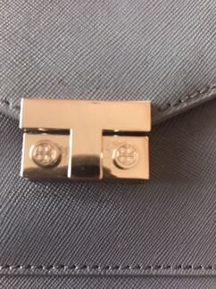 Сумка нежно василькового цвета Tory Burch