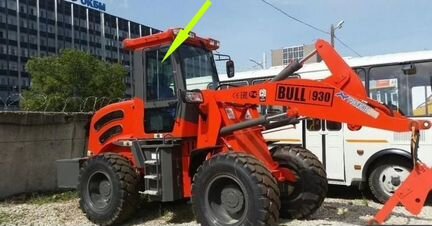 Стекло дверное прав/верх форточка подвиж.Bull 930