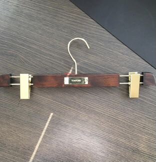 Вешалка Tom Ford