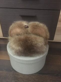 Шапка ушанка с мехом енота