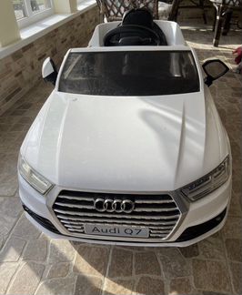 Детский электромобиль