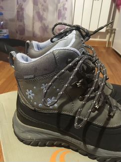 Зимние ботинки