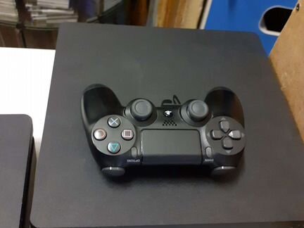 3 Sony PS4 slim 1 Тб