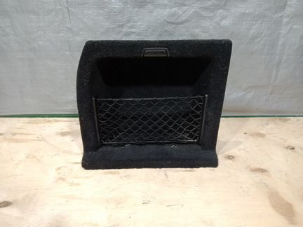 Обшивка багажника Mercedes Benz W204