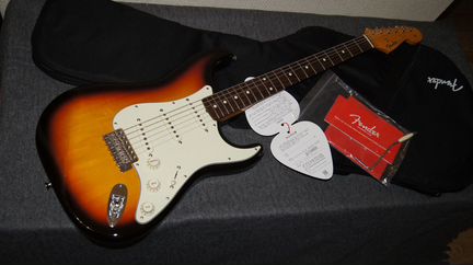 Fender Japan Traditional 60s Stratocaster