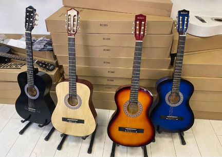 Классическая гитара Белучи (новая)