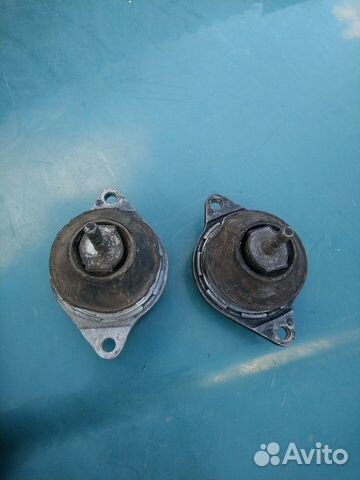 Подушки двигателя на Ауди 100(44-кузов) 2.0D