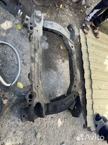 Передний подрамник jaguar xf