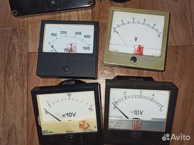 Вольтметры и миллиамперметр