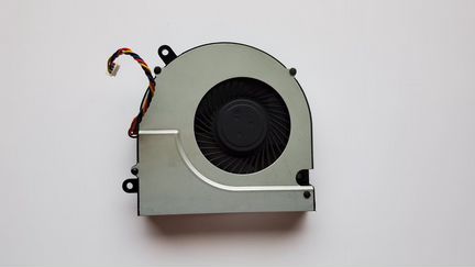 Вентилятор Lenovo G700 оригинал