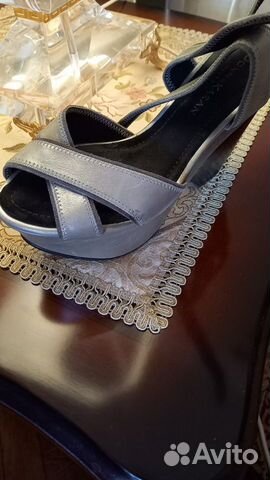 Босоножки dkny