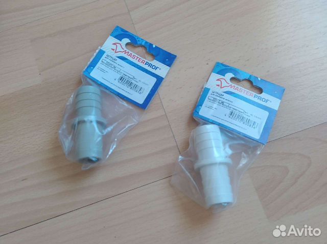 Штуцер для сливного шланга, 22мм х 22мм, новый