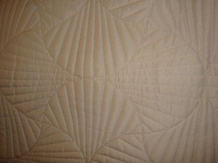 Новое.Покрывало стёганое.Евро.Двухстороннее