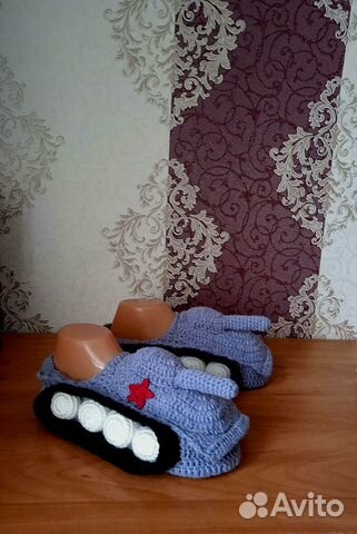 Подарок мужчинам к 23 февраля.Тапочки танки