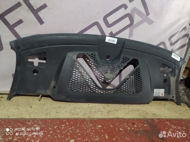 Кожух замка капота Porsche Macan