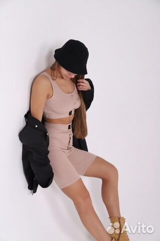 Пошив одежды на фабрике