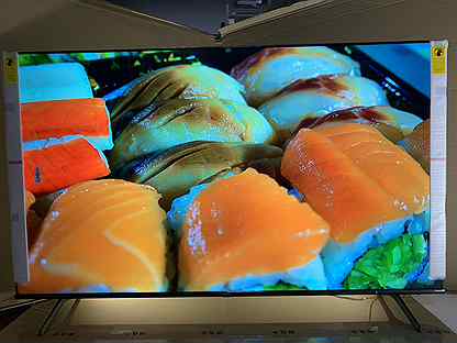 Огромный qled телевизор 163 см Smart UHD 2022