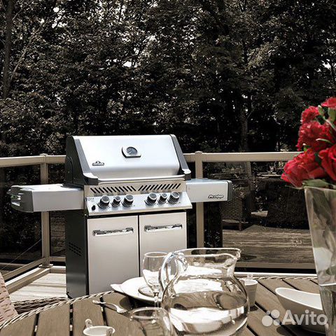 Газовый гриль Napoleon Prestige-500