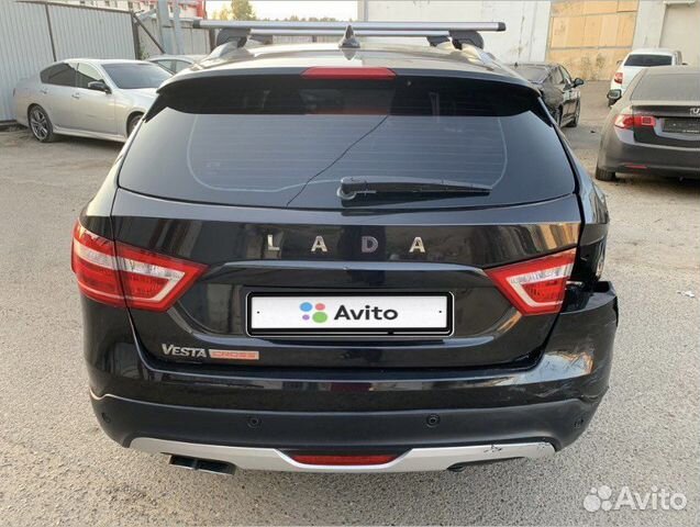 LADA Vesta Cross МТ, 2019, битый, 26 000 км