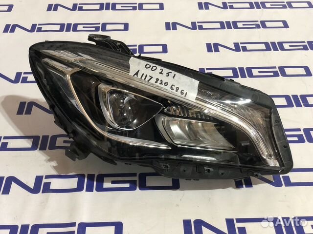 Фара правая Mercedes-Benz Cla-Class W117/C117