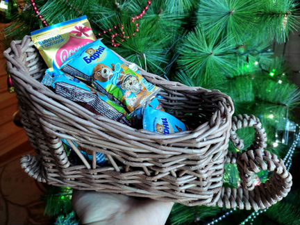 Сани плетеные