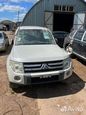 В разборе Mitsubishi Pajero 4 3.0 6G72