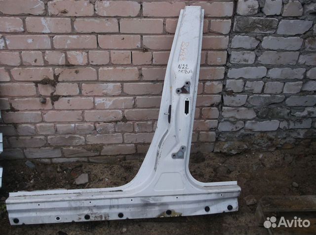 Порог левый со средней стойкой land rover Range Ro