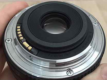 Canon EFs 24mm f/2.8 STM
