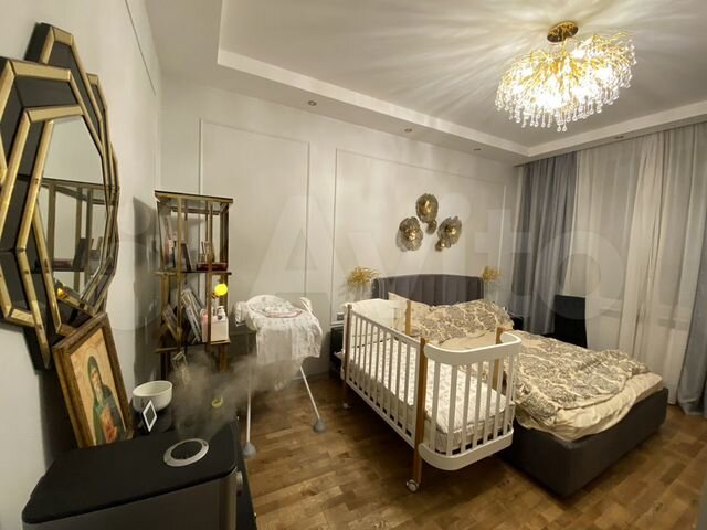 2-к. квартира, 65 м², 1/8 эт.