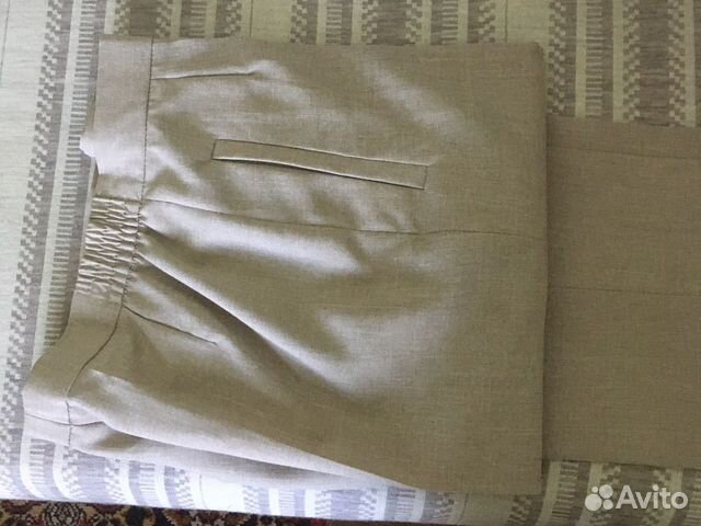Брюки бежевые новые