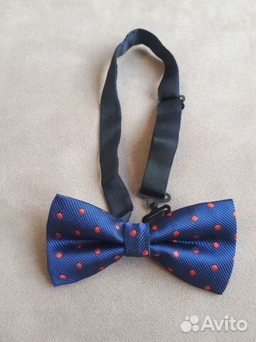 Бабочка Cacharel