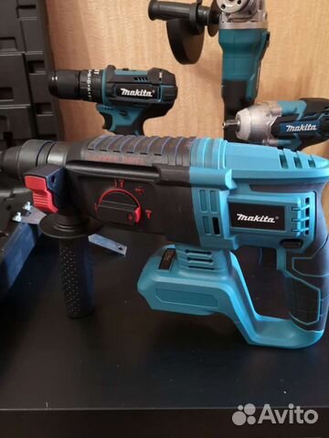 Аккумуляторный набор Makita 3в1 и 4в1