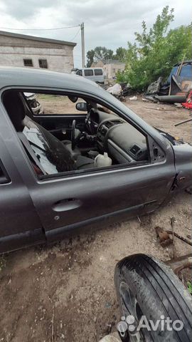 Дверь передняя правая Рено Клио Хетчбэк