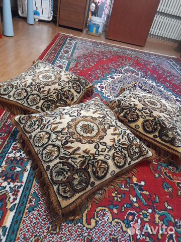 Подушка сидушка на диван и на стулья