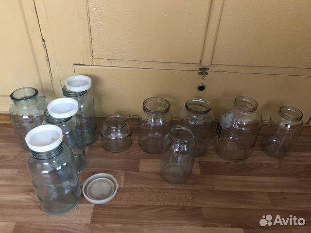 Банки стеклянные специфические