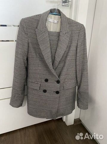 Брючный костюм