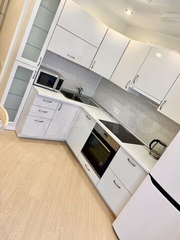 1-к. квартира, 42 м², 7/10 эт.