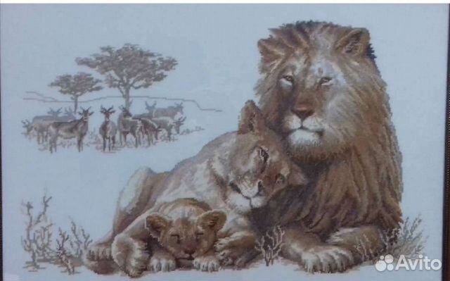 Картина, вышитая крестом