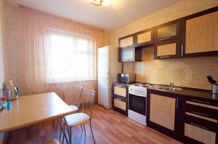 2-к. квартира, 58 м², 3/10 эт.