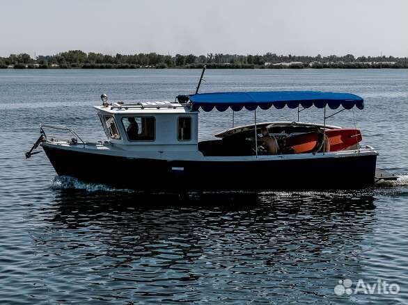 Прогулки по Волге на катере