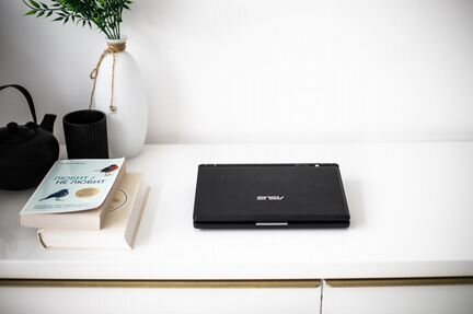 Нэтбук Asus для просмотра мультиков фильмов видео