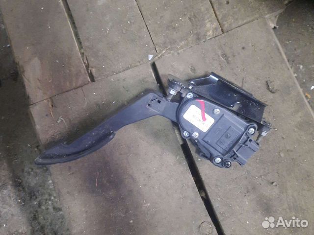 Педаль газа renault duster